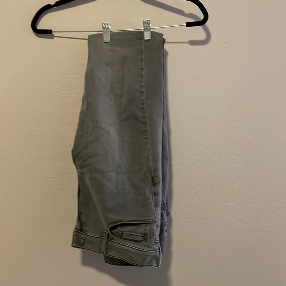 Mott & Bow Grey skinny jeans 31x32